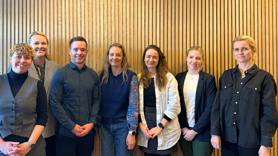 Fællesbillede af NFA-forskere og TrygFonden