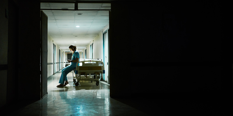 Natarbejde på et hospital